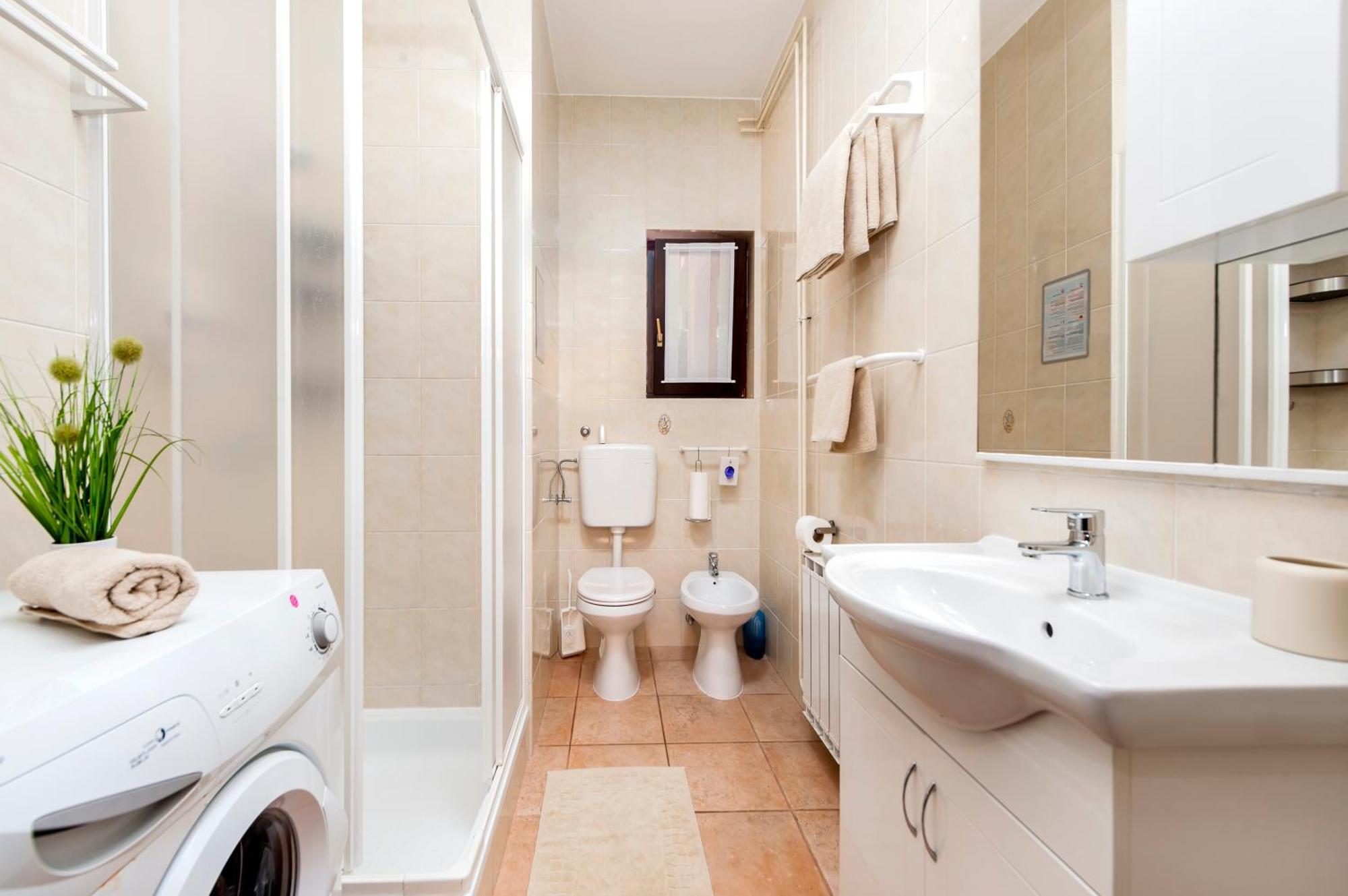 Apartments Erik B&B Adults Only Ровинь Экстерьер фото